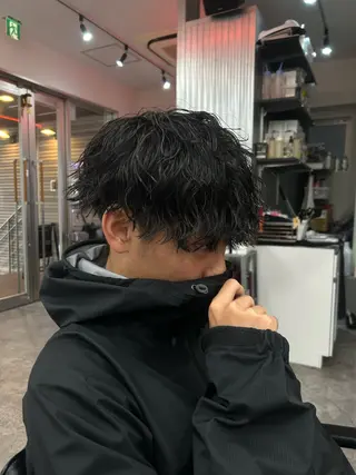 パーマ メンズ パーマ支持率No.1 ❤️‍🔥安成弾のヘアスタイル