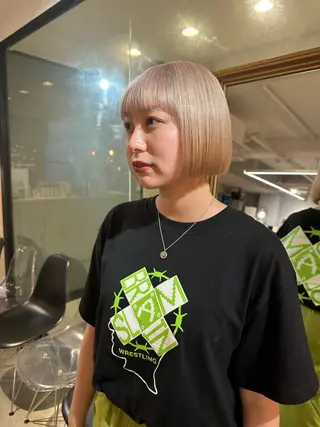 ショート カラー 美髪・シールエクステ ホソタニリョウコのヘアスタイル