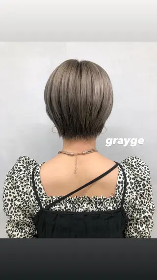 ショート カラー yuna/ボブカット /ハイトーンカラーのヘアスタイル