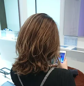 ミディアム カラー ヘアアレンジ 小林 伸行のヘアスタイル