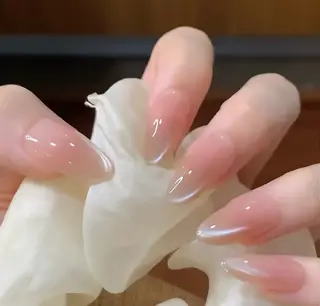 ネイル 高木 維麗絲のネイルデザイン