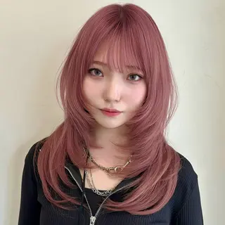 セミロング 🌹ハッシュカット、 レイヤー韓国ヘア🌹のヘアスタイル