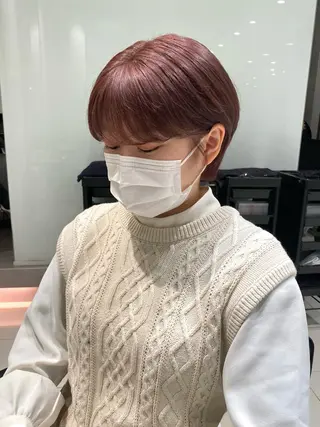 ショート カラー 艶感/ナチュラル 🩵amiのヘアスタイル