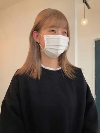 ミディアム カラー パーマ ヘアアレンジ ネイル マツエク・マツパ ハイトーン/ボブ 🌺Mikuのヘアスタイル