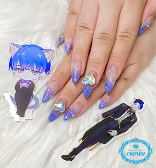ネイル CROWN プライベートサロンのネイルデザイン