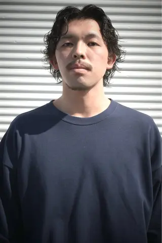 ミディアム 矢沼 智貴のヘアスタイル