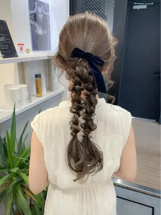 ロング カラー ヘアアレンジ autre所属・大久保 ひでなりのヘアスタイル