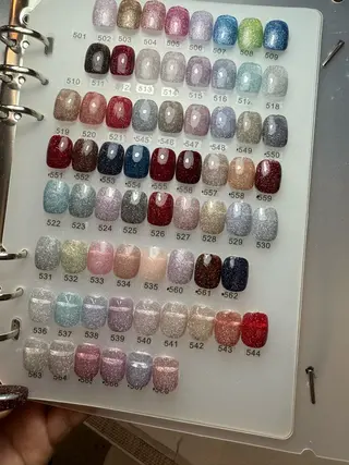 ネイル カスミ 💛吉祥寺のネイルデザイン