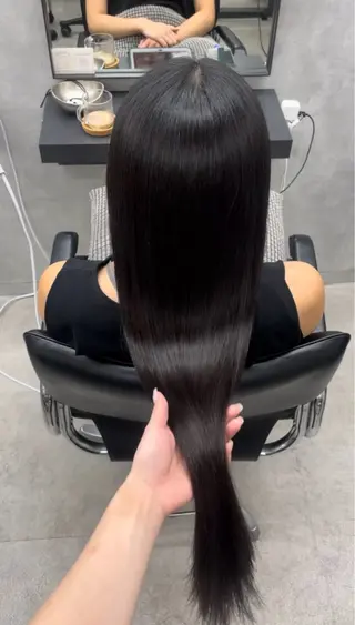 ロング 渡邉彩音 / 原宿美容室🪽のヘアスタイル