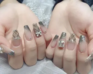 ネイル &ME Mikoのネイルデザイン