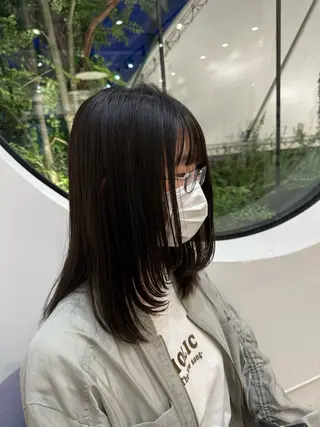 セミロング LORAN 川合のヘアスタイル