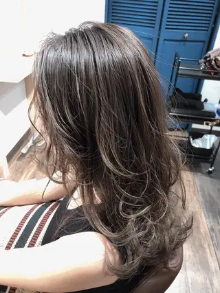 ロング カラー 浦山 和之のヘアスタイル