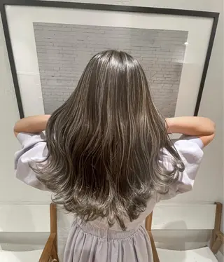 セミロング 佐藤/本物志向の 髪質改善サロンのヘアスタイル