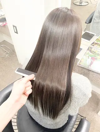 セミロング カラー 名古屋髪質改善 縮毛矯正専門店のヘアスタイル