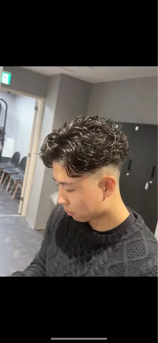 ショート パーマ メンズ メンズパーマ特化 美容師kouyaのヘアスタイル