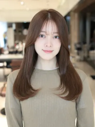 ロング カラー レイヤー/顔周り /透明感🩶高橋大のヘアスタイル