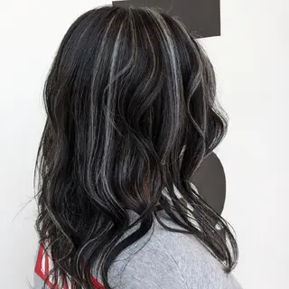ロング TONI&GUY所属・Kawahara Satsukiのヘアスタイル