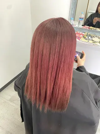 カラー オノ アカネのヘアスタイル