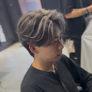 ミディアム パーマ センターパート支持率 No.1【心斎橋】のヘアスタイル