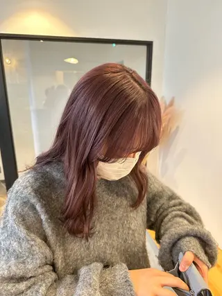 ミディアム カラー yuika .のヘアスタイル