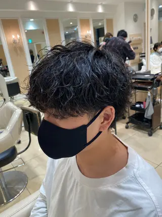 ショート パーマ メンズ メンズ特化型美容師 栗山勇人のヘアスタイル