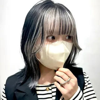 ミディアム カラー デザインカラー/パー マ🦖外岡咲希🦖のヘアスタイル