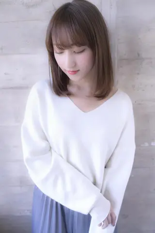 ミディアム KAMIGAMI所属・KAMIGAMI SAKAEのヘアスタイル