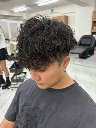 パーマ メンズ KING of hair by NOISM所属・梅田/メンズカット/ パーマ/秋本 大智のヘアスタイル