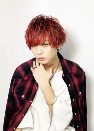 ショート カラー パーマ メンズ 大橋 拓巳のヘアスタイル