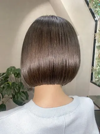 ミディアム _White所属・ＳＨＩ ＺＵのヘアスタイル