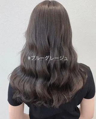 ロング Aube Hair McQueen所属・クリハラ シュウのヘアスタイル