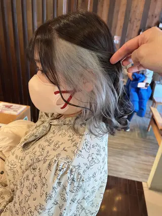 ミディアム カラー 具志 正太のヘアスタイル