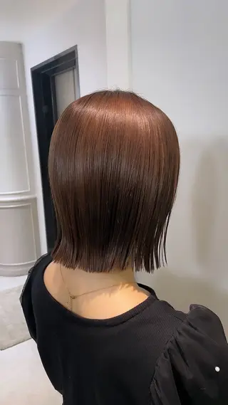 ミディアム カラー ayano / 透明感・くすみカラーのヘアスタイル