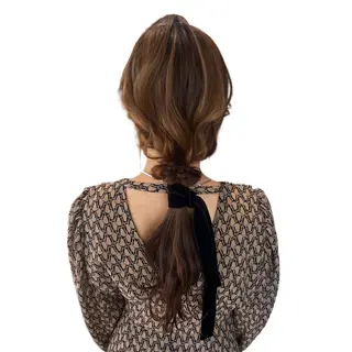 ロング SALOWIN： KASUMIのヘアスタイル