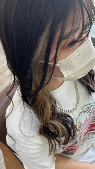 カラー 戸川 紗良のヘアスタイル