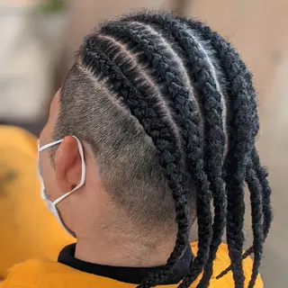 メンズ ヘアアレンジ scamp ★のヘアスタイル