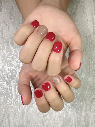 ネイル 勝どきホワイトニング titti 旭花菜のネイルデザイン