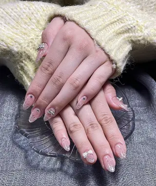 ネイル ENsalon AKIRAのネイルデザイン