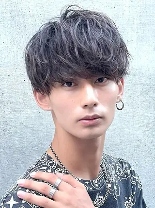 ショート カラー ☀️fifth天神 英令🌙のヘアスタイル