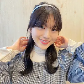 セミロング ヘアアレンジ 野崎 桃実のヘアスタイル