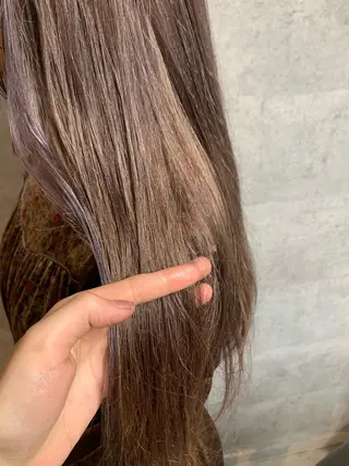 ロング カラー uru【ウル】所属・島守 桃香のヘアスタイル