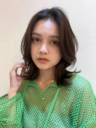 ミディアム Viot 銀座 樋口 桃佳のヘアスタイル