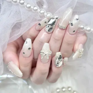 ネイル Lumo所属・めろち ちゃんのネイルデザイン