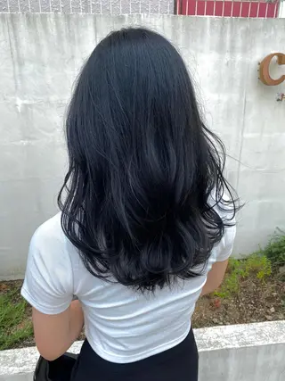 ロング 韓国レイヤーカット 🇰🇷透明感カラーのヘアスタイル