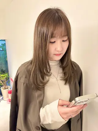 ロング 苅郷 羽瑛のヘアスタイル