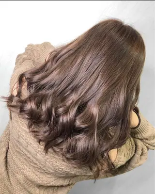 ミディアム カラー ハイトーン/韓国風 🤍Nacchi🐈のマツエク・マツパデザイン