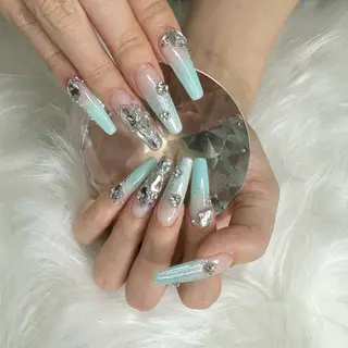 ネイル yurika 🌷.*･ﾟのネイルデザイン