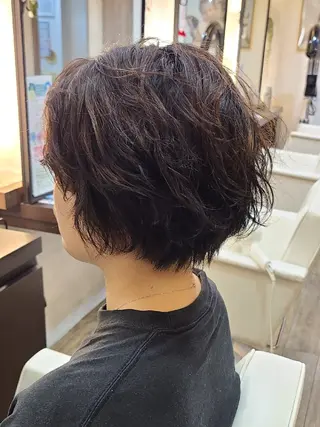 パーマ ショート hair make  ange 所属・赤池 彩のヘアスタイル