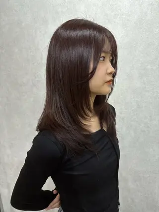 ロング カラー AIRI layer cut hairのヘアスタイル