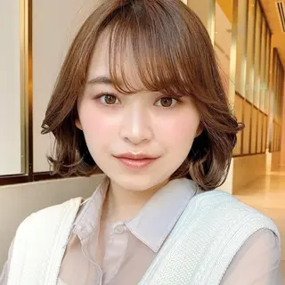 ミディアム 韓国くびれレイヤー 🇰🇷はづきのヘアスタイル